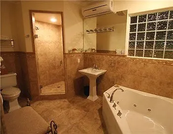 Bella Monte Hot Springs Resort And Spa